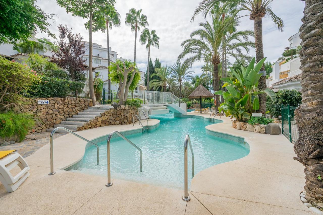 Golden Beach. Artola&friends Apartment Marbella