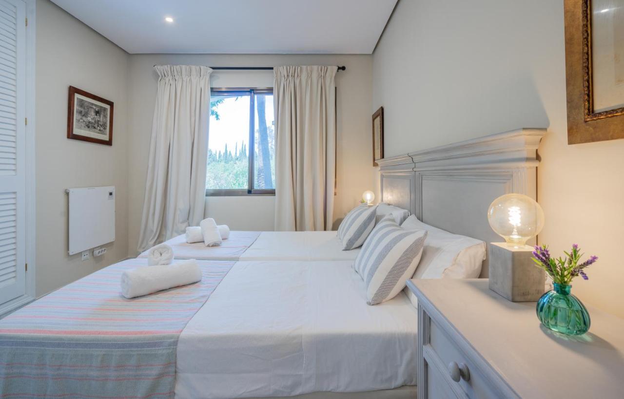 Apartment Golden Beach. Artola&friends *